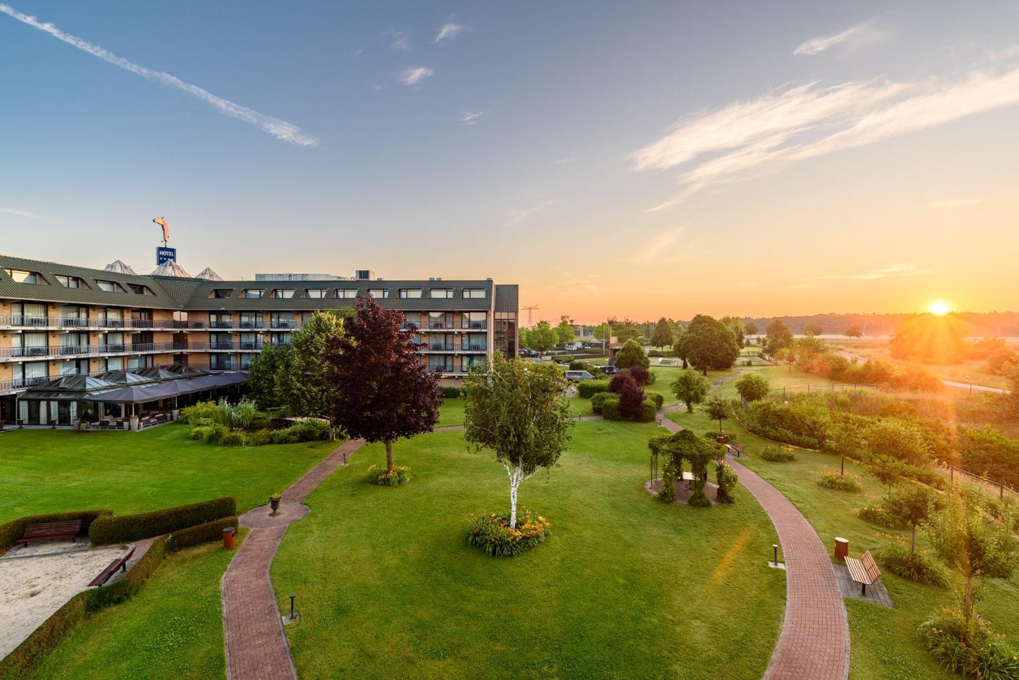 Van Der Valk Hotel Berlin Brandenburg Blankenfelde-Mahlow Exterior photo